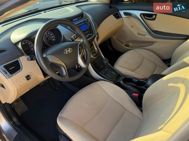 Бежевый Хендай Элантра, объемом двигателя 1.8 л и пробегом 170 тыс. км за 8500 $, фото 27 на Automoto.ua