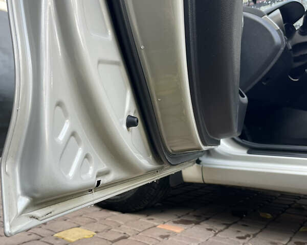 Хендай Элантра 2013 в Голованевске на Automoto.ua Бежевый Хендай Элантра, объемом двигателя 1.6 л и пробегом 130 тыс. км за 9900 $, фото 21 на Automoto.ua