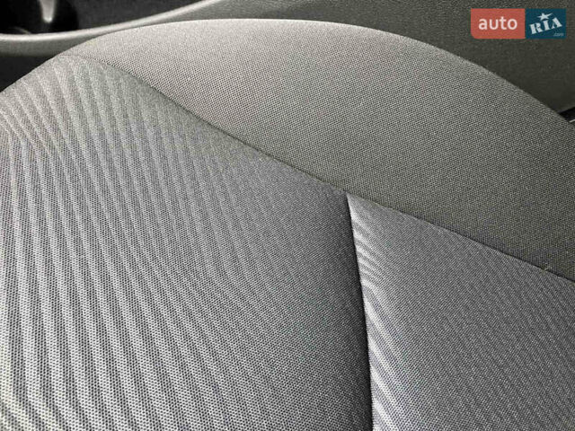 Бежевый Хендай Элантра, объемом двигателя 1.8 л и пробегом 8 тыс. км за 16999 $, фото 35 на Automoto.ua