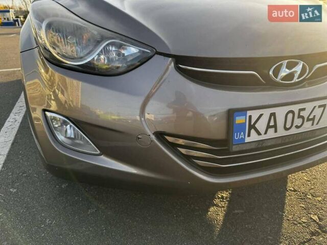 Бежевий Хендай Елантра, об'ємом двигуна 1.8 л та пробігом 163 тис. км за 9500 $, фото 21 на Automoto.ua