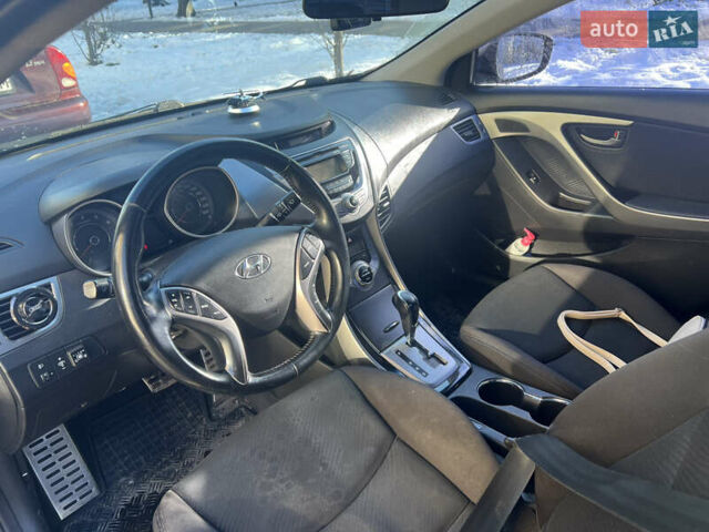 Бежевый Хендай Элантра, объемом двигателя 1.8 л и пробегом 113 тыс. км за 10400 $, фото 4 на Automoto.ua