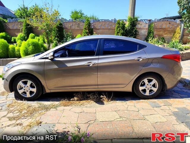 Бежевий Хендай Елантра, об'ємом двигуна 1.6 л та пробігом 90 тис. км за 10000 $, фото 4 на Automoto.ua