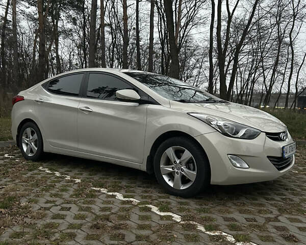 Бежевий Хендай Елантра, об'ємом двигуна 1.8 л та пробігом 131 тис. км за 9900 $, фото 8 на Automoto.ua