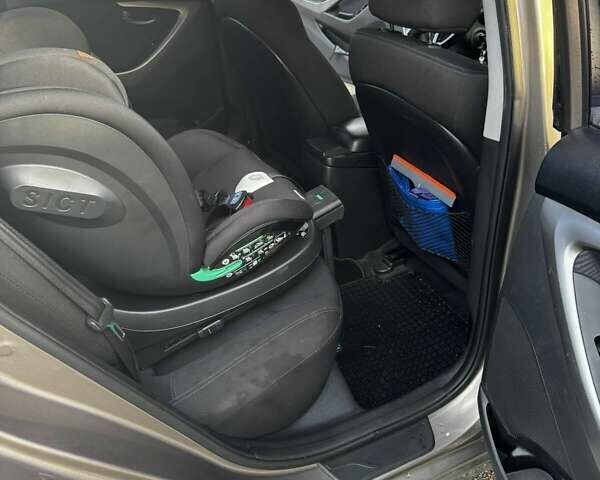 Бежевий Хендай Елантра, об'ємом двигуна 1.8 л та пробігом 163 тис. км за 9500 $, фото 15 на Automoto.ua