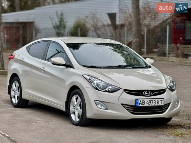 Бежевий Хендай Елантра, об'ємом двигуна 1.8 л та пробігом 154 тис. км за 9750 $, фото 10 на Automoto.ua