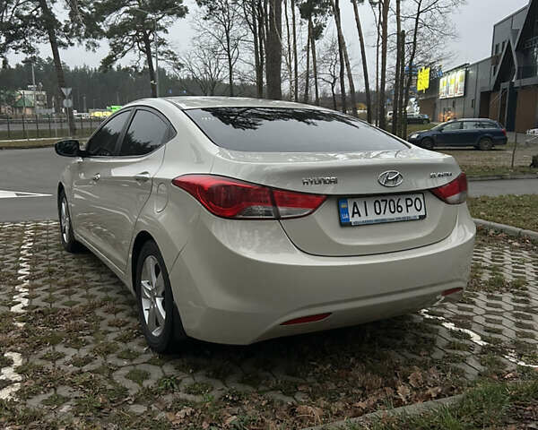 Бежевий Хендай Елантра, об'ємом двигуна 1.8 л та пробігом 131 тис. км за 9900 $, фото 5 на Automoto.ua