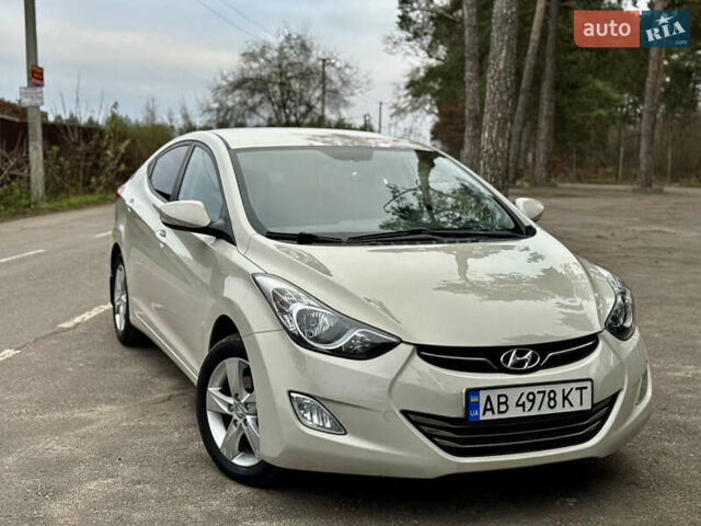 Бежевий Хендай Елантра, об'ємом двигуна 1.8 л та пробігом 154 тис. км за 9750 $, фото 4 на Automoto.ua