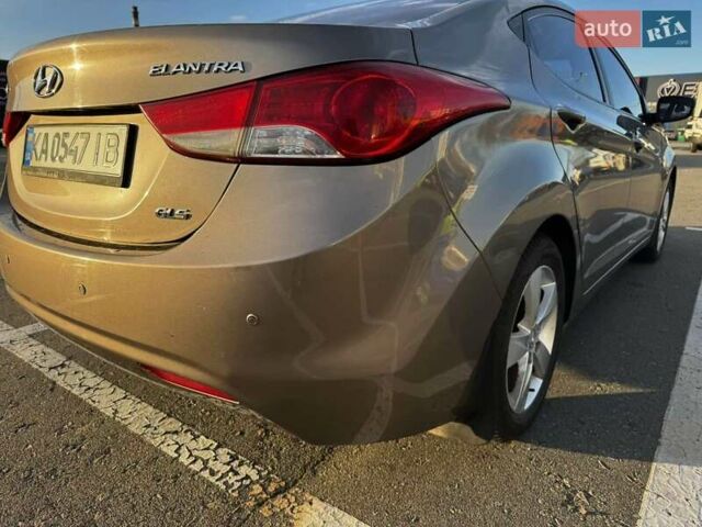 Бежевий Хендай Елантра, об'ємом двигуна 1.8 л та пробігом 163 тис. км за 9500 $, фото 24 на Automoto.ua