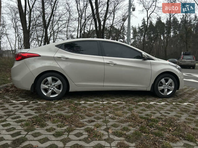Бежевий Хендай Елантра, об'ємом двигуна 1.8 л та пробігом 131 тис. км за 9900 $, фото 7 на Automoto.ua