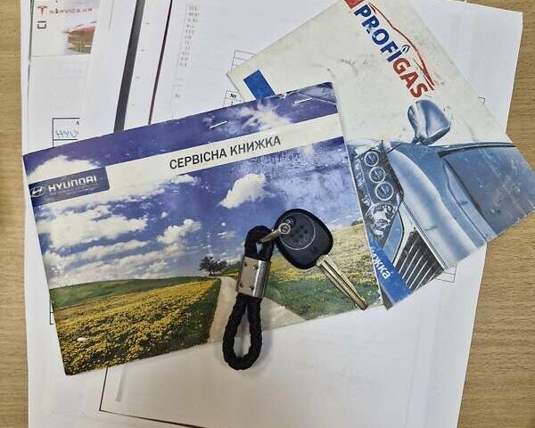 Бежевый Хендай Элантра, объемом двигателя 1.59 л и пробегом 190 тыс. км за 9200 $, фото 2 на Automoto.ua