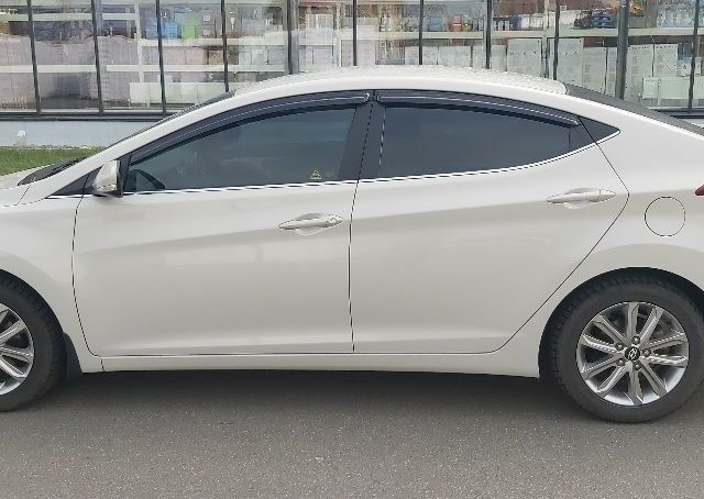 Бежевий Хендай Елантра, об'ємом двигуна 1.6 л та пробігом 68 тис. км за 256 $, фото 5 на Automoto.ua