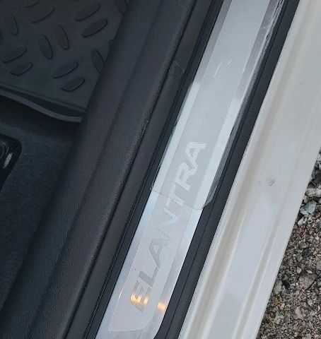 Бежевий Хендай Елантра, об'ємом двигуна 1.6 л та пробігом 68 тис. км за 256 $, фото 23 на Automoto.ua