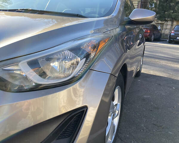 Бежевый Хендай Элантра, объемом двигателя 1.8 л и пробегом 197 тыс. км за 8850 $, фото 7 на Automoto.ua