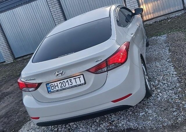 Бежевий Хендай Елантра, об'ємом двигуна 1.6 л та пробігом 68 тис. км за 256 $, фото 9 на Automoto.ua