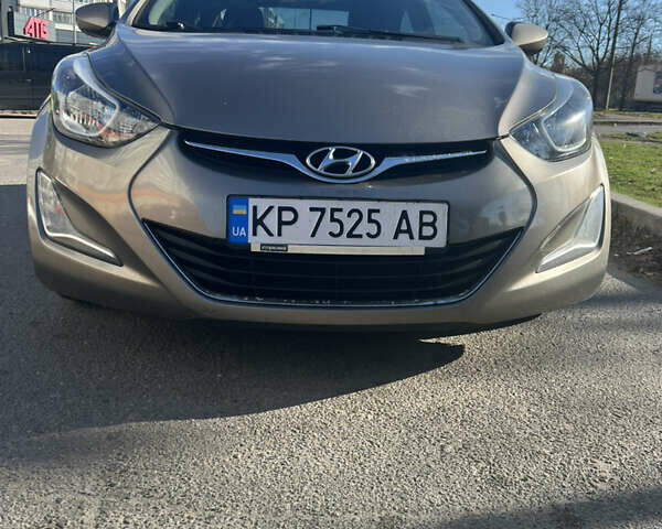Бежевий Хендай Елантра, об'ємом двигуна 1.8 л та пробігом 174 тис. км за 9550 $, фото 2 на Automoto.ua