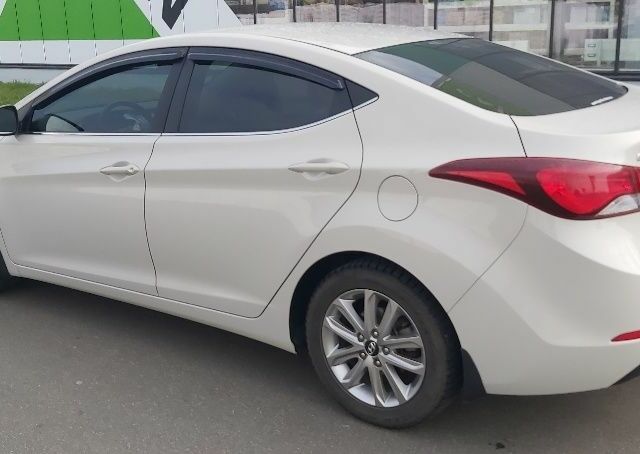 Бежевий Хендай Елантра, об'ємом двигуна 1.6 л та пробігом 68 тис. км за 256 $, фото 4 на Automoto.ua