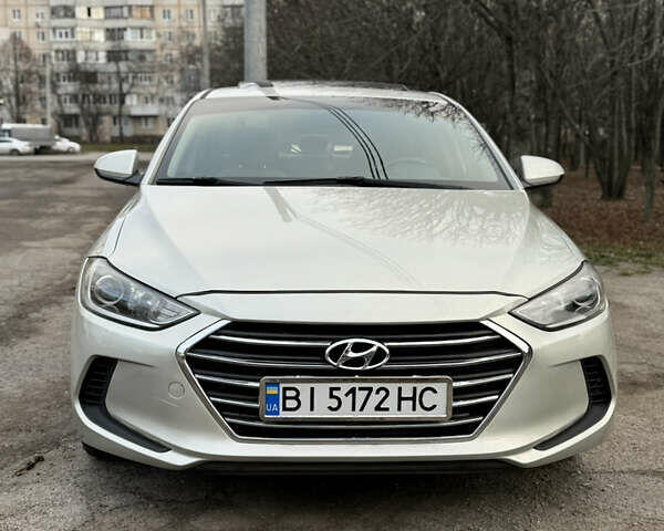 Бежевый Хендай Элантра, объемом двигателя 2 л и пробегом 78 тыс. км за 12500 $, фото 1 на Automoto.ua