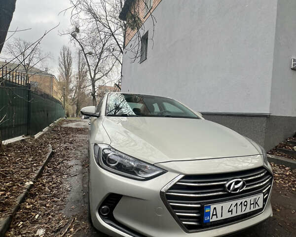 Бежевый Хендай Элантра, объемом двигателя 1.59 л и пробегом 94 тыс. км за 14950 $, фото 1 на Automoto.ua
