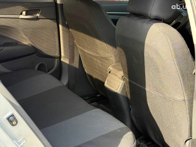 Бежевый Хендай Элантра, объемом двигателя 1.6 л и пробегом 64 тыс. км за 12490 $, фото 14 на Automoto.ua