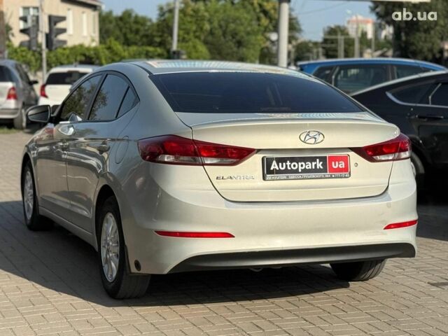 Бежевый Хендай Элантра, объемом двигателя 1.6 л и пробегом 64 тыс. км за 12490 $, фото 3 на Automoto.ua