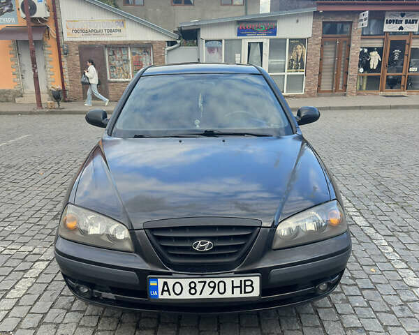 Черный Хендай Элантра, объемом двигателя 1.98 л и пробегом 179 тыс. км за 2900 $, фото 1 на Automoto.ua