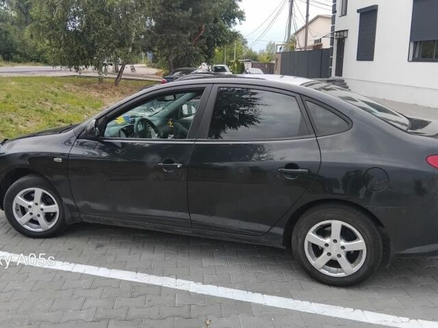 Черный Хендай Элантра, объемом двигателя 2 л и пробегом 180 тыс. км за 4000 $, фото 4 на Automoto.ua