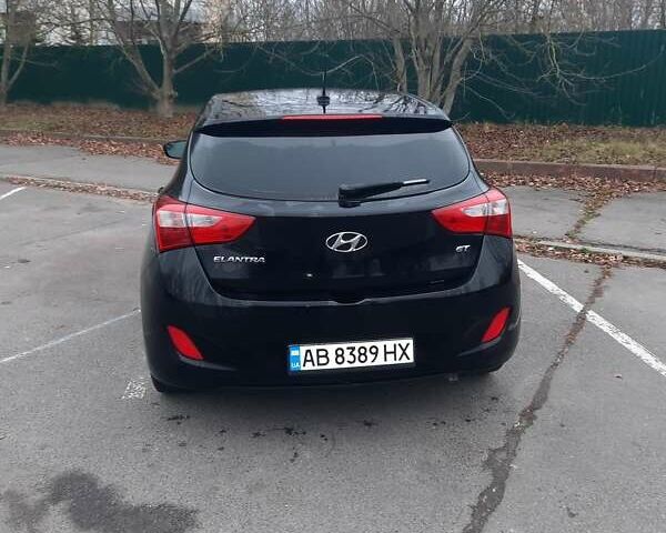 Черный Хендай Элантра, объемом двигателя 2 л и пробегом 135 тыс. км за 8500 $, фото 1 на Automoto.ua