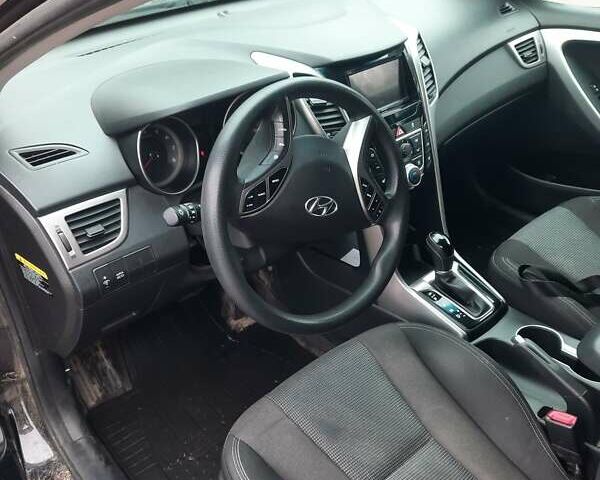 Черный Хендай Элантра, объемом двигателя 2 л и пробегом 135 тыс. км за 8500 $, фото 7 на Automoto.ua