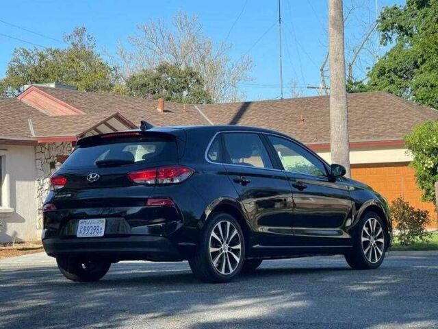 Черный Хендай Элантра, объемом двигателя 2 л и пробегом 67 тыс. км за 3100 $, фото 3 на Automoto.ua