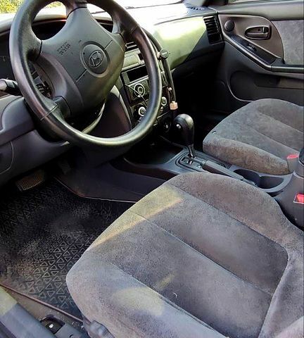 Хендай Элантра 2001 в Днепре (Днепропетровске) на Automoto.ua Черный Хендай Элантра, объемом двигателя 2 л и пробегом 165 тыс. км за 3000 $, фото 4 на Automoto.ua