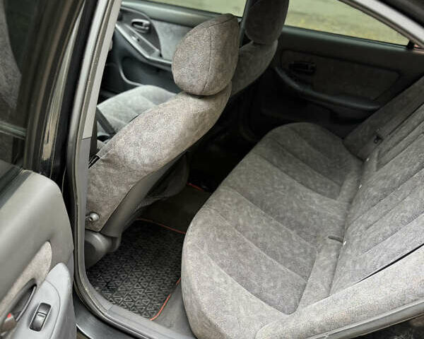 Хендай Элантра 2001 в Днепре (Днепропетровске) на Automoto.ua Черный Хендай Элантра, объемом двигателя 2 л и пробегом 160 тыс. км за 3350 $, фото 4 на Automoto.ua