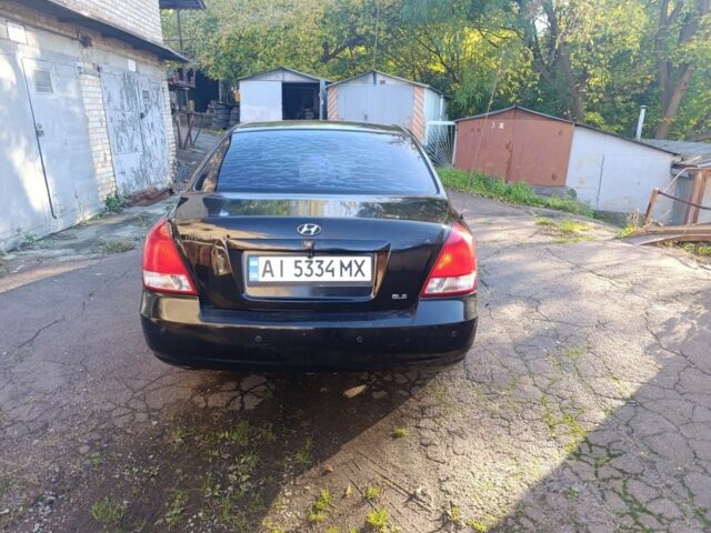 Черный Хендай Элантра, объемом двигателя 2 л и пробегом 450 тыс. км за 3200 $, фото 1 на Automoto.ua