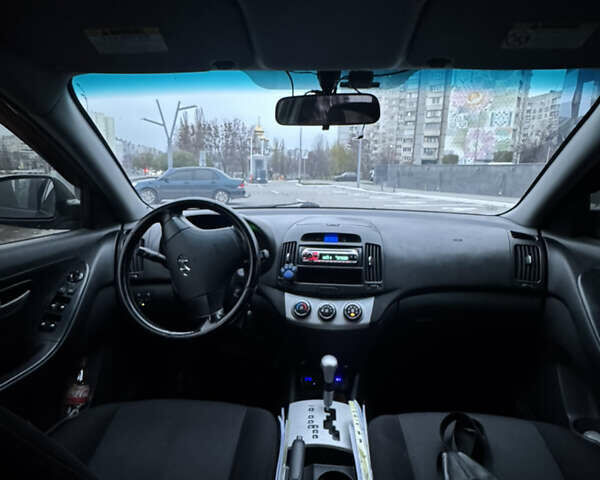 Чорний Хендай Елантра, об'ємом двигуна 1.59 л та пробігом 255 тис. км за 6300 $, фото 9 на Automoto.ua