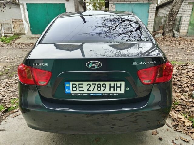 Чорний Хендай Елантра, об'ємом двигуна 1.6 л та пробігом 147 тис. км за 6400 $, фото 11 на Automoto.ua