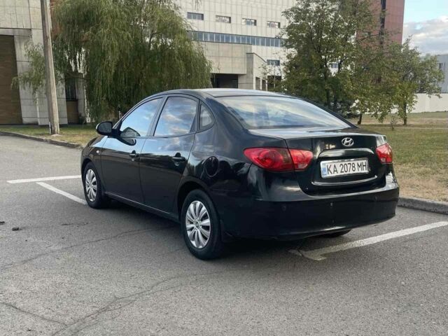 Чорний Хендай Елантра, об'ємом двигуна 1.6 л та пробігом 250 тис. км за 4200 $, фото 2 на Automoto.ua