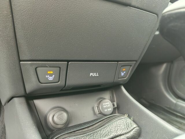 Чорний Хендай Елантра, об'ємом двигуна 1.6 л та пробігом 147 тис. км за 6400 $, фото 16 на Automoto.ua