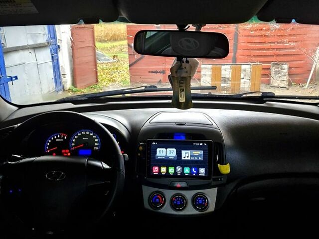 Хендай Элантра 2007 в Бахмаче на Automoto.ua Черный Хендай Элантра, объемом двигателя 1.6 л и пробегом 291 тыс. км за 4600 $, фото 7 на Automoto.ua