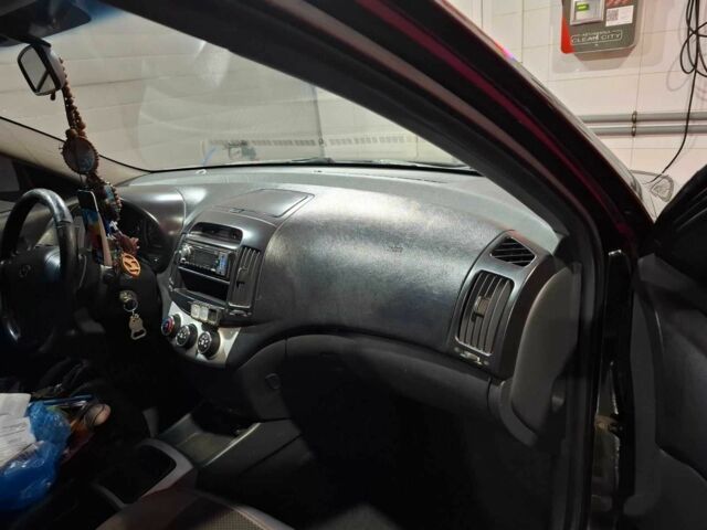 Чорний Хендай Елантра, об'ємом двигуна 1.6 л та пробігом 3 тис. км за 2976 $, фото 1 на Automoto.ua