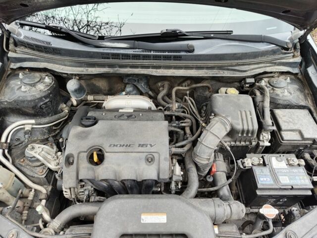 Чорний Хендай Елантра, об'ємом двигуна 1.6 л та пробігом 147 тис. км за 6400 $, фото 20 на Automoto.ua