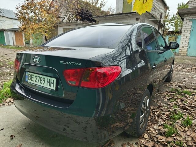 Чорний Хендай Елантра, об'ємом двигуна 1.6 л та пробігом 147 тис. км за 6400 $, фото 12 на Automoto.ua