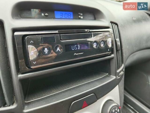 Чорний Хендай Елантра, об'ємом двигуна 1.59 л та пробігом 147 тис. км за 6400 $, фото 14 на Automoto.ua