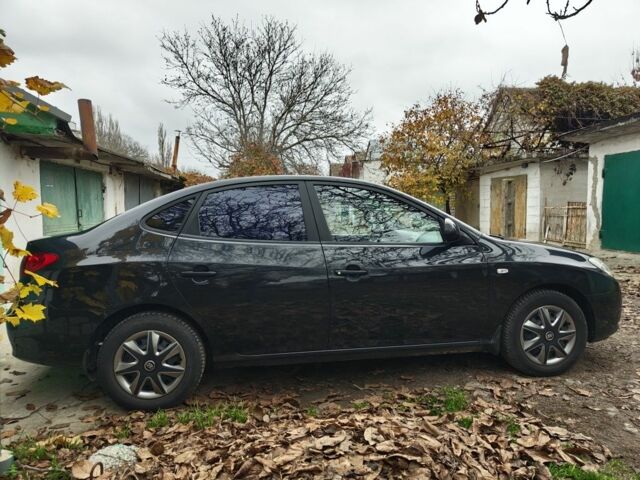 Чорний Хендай Елантра, об'ємом двигуна 1.6 л та пробігом 147 тис. км за 6400 $, фото 7 на Automoto.ua