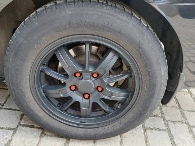 Хендай Элантра 2008 в Хмельницком на Automoto.ua Черный Хендай Элантра, объемом двигателя 1.6 л и пробегом 150 тыс. км за 5700 $, фото 3 на Automoto.ua