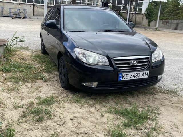 Черный Хендай Элантра, объемом двигателя 1.6 л и пробегом 163 тыс. км за 6700 $, фото 6 на Automoto.ua