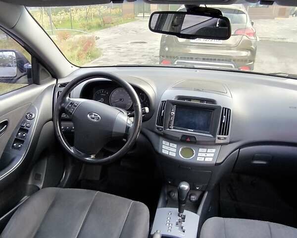Хендай Элантра 2008 в Киеве на Automoto.ua Черный Хендай Элантра, объемом двигателя 1.59 л и пробегом 148 тыс. км за 7500 $, фото 2 на Automoto.ua