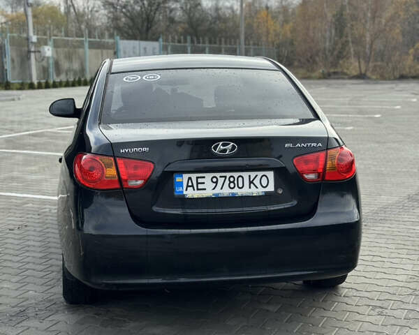 Чорний Хендай Елантра, об'ємом двигуна 1.59 л та пробігом 188 тис. км за 4199 $, фото 5 на Automoto.ua