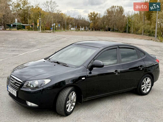 Чорний Хендай Елантра, об'ємом двигуна 2 л та пробігом 240 тис. км за 7850 $, фото 7 на Automoto.ua