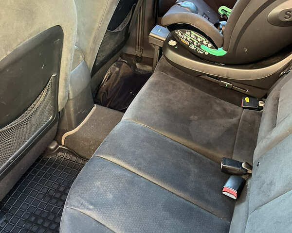 Черный Хендай Элантра, объемом двигателя 1.59 л и пробегом 240 тыс. км за 6257 $, фото 22 на Automoto.ua