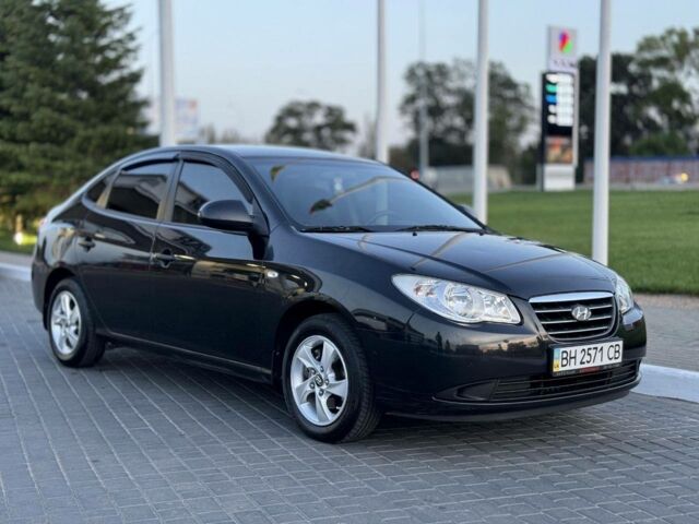 Черный Хендай Элантра, объемом двигателя 1.6 л и пробегом 150 тыс. км за 6500 $, фото 3 на Automoto.ua