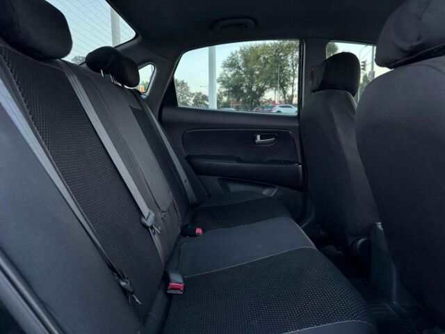 Черный Хендай Элантра, объемом двигателя 1.6 л и пробегом 150 тыс. км за 6500 $, фото 10 на Automoto.ua